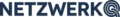 Logo mit dem Wort "NETZWERK" in Großbuchstaben, daneben ein stilisiertes Symbol, das miteinander verbundene Punkte darstellt. Der Text ist in dunkler Schrift gehalten, was einen professionellen und modernen Eindruck vermittelt.